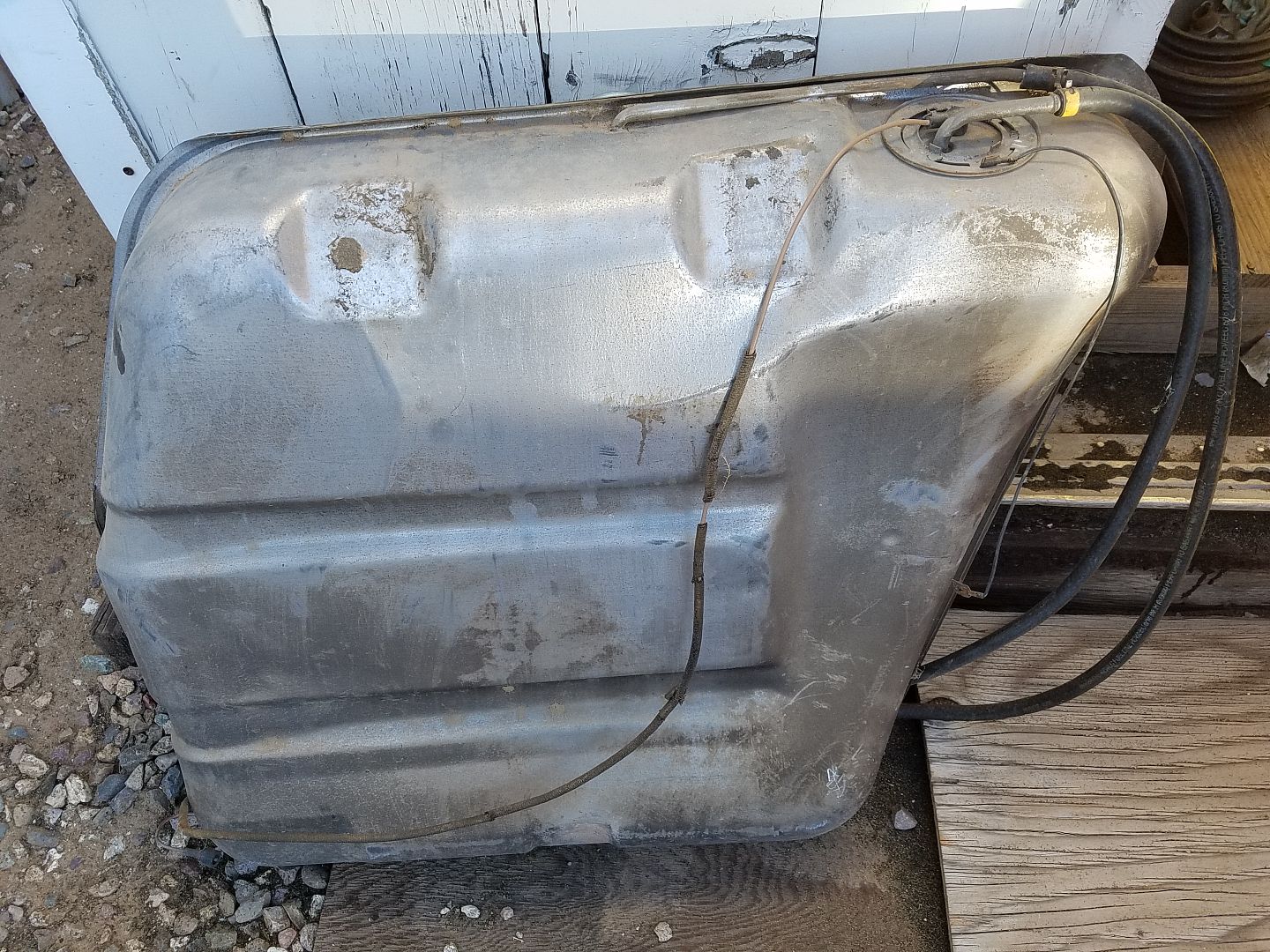 Anyone Try The Repro B-body Fuel Tank In 68-72 Chevelle Wagon - Page 2 ...